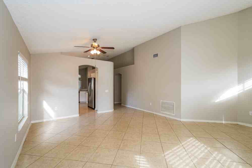 402 Sangria Dr - Photo 3 of 16