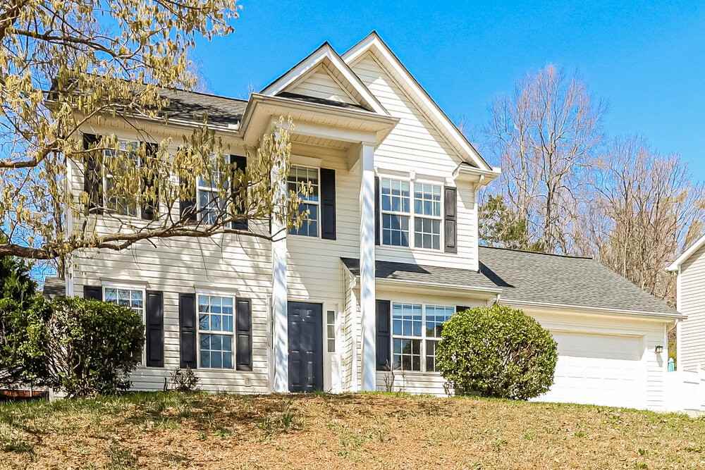 248 Patrick Ave Sw - Photo 4 of 17