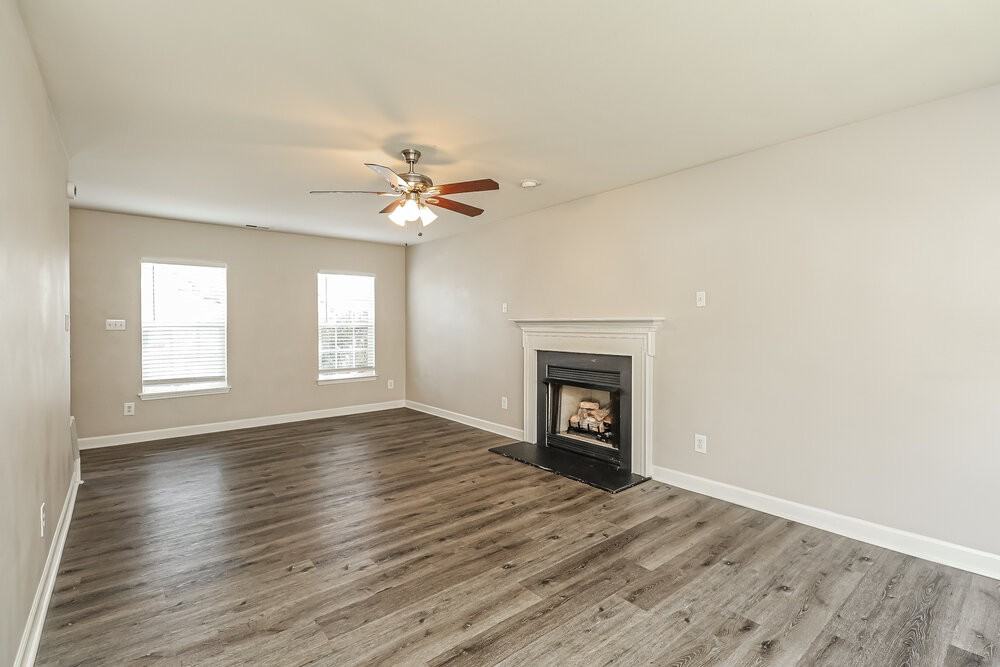 248 Patrick Ave Sw - Photo 5 of 17