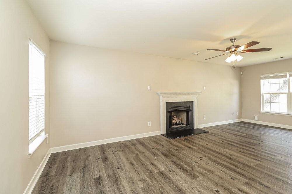 248 Patrick Ave Sw - Photo 6 of 17