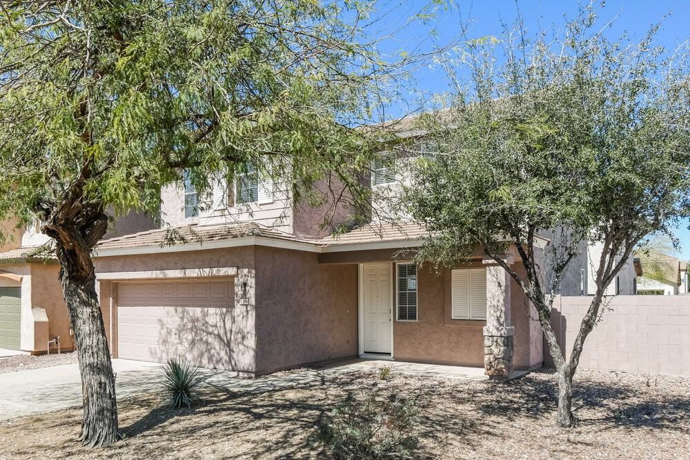 1150 E Ferrara St - Photo 4 of 17