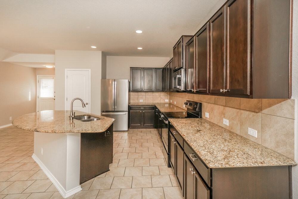 8850 Belgian Fls - Photo 7 of 16