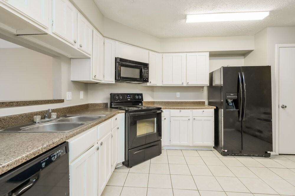 4831 Owens Creek Ln - Photo 7 of 16