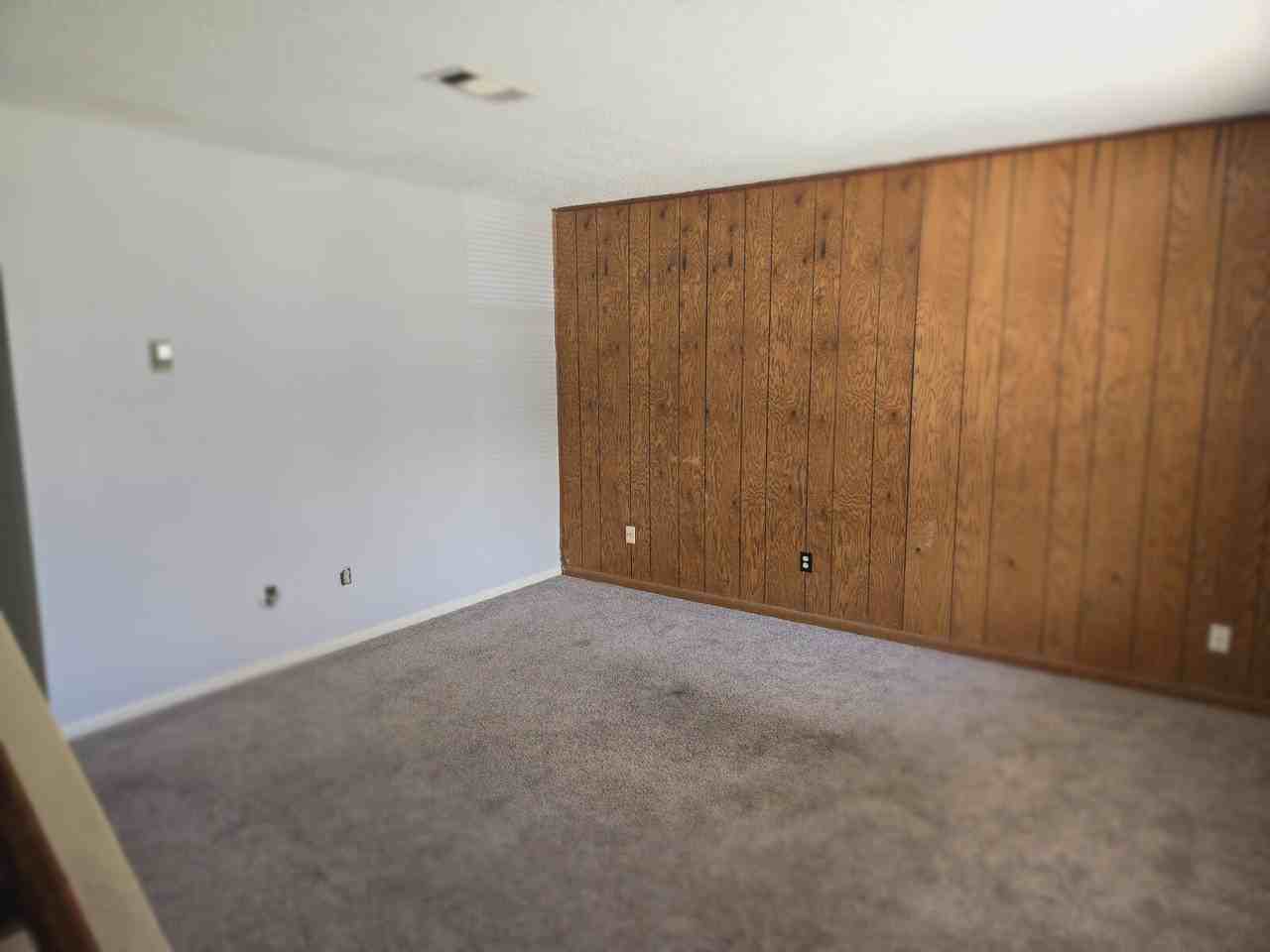 1040 Sable Dr #C - Photo 4 of 9