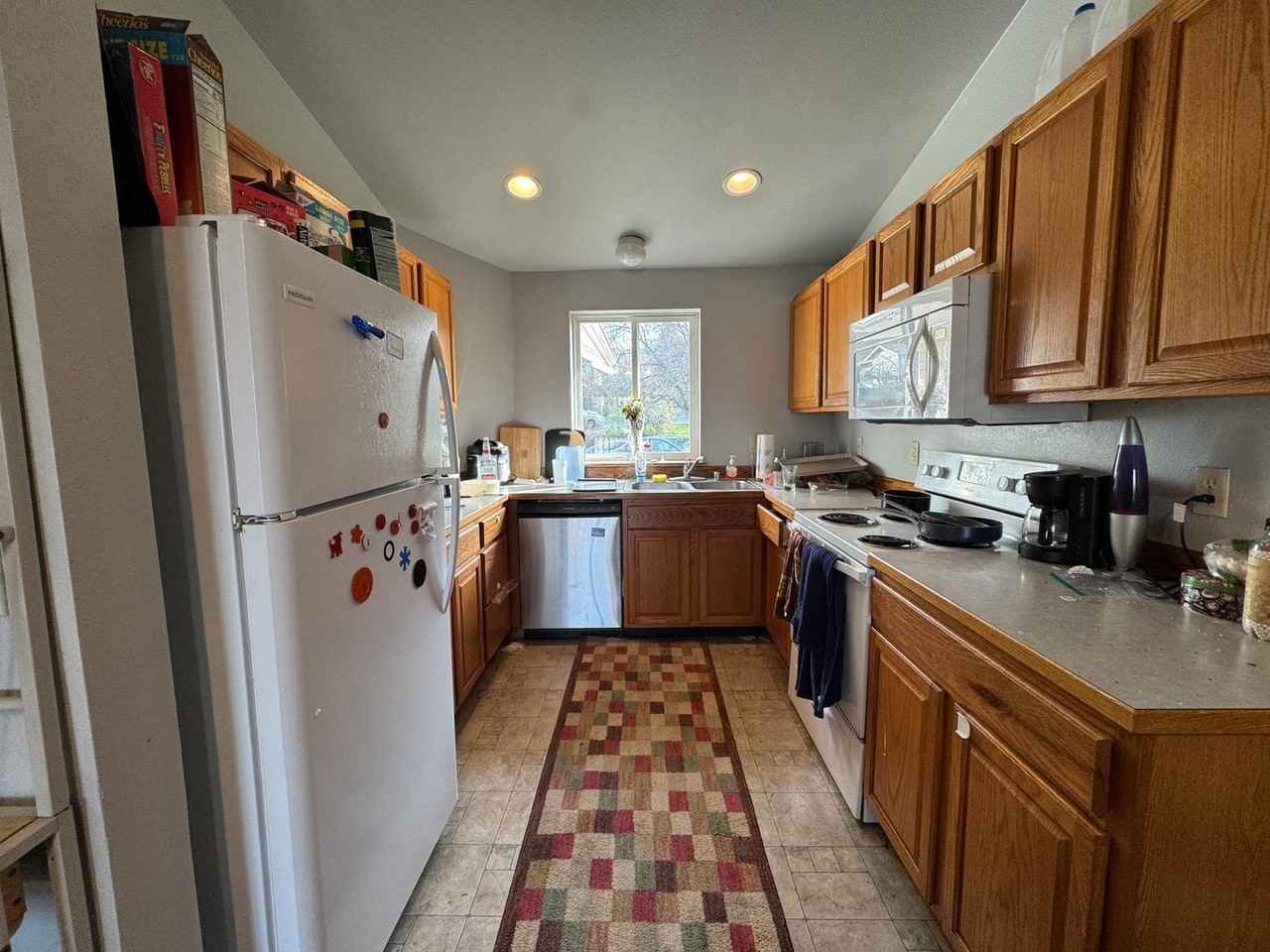 2217 Michigan St - Photo 3 of 11