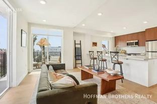 707 S Berendo St #201 - Photo 1 of 1
