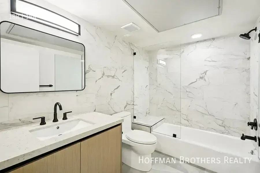 707 S Berendo St #203 - Photo 7 of 45