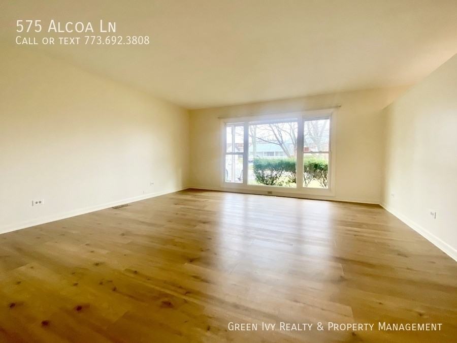 575 Alcoa Ln - Photo 3 of 15