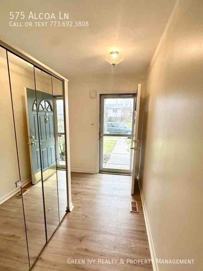 575 Alcoa Ln - Photo 5 of 15