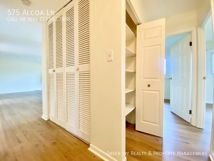 575 Alcoa Ln - Photo 7 of 15