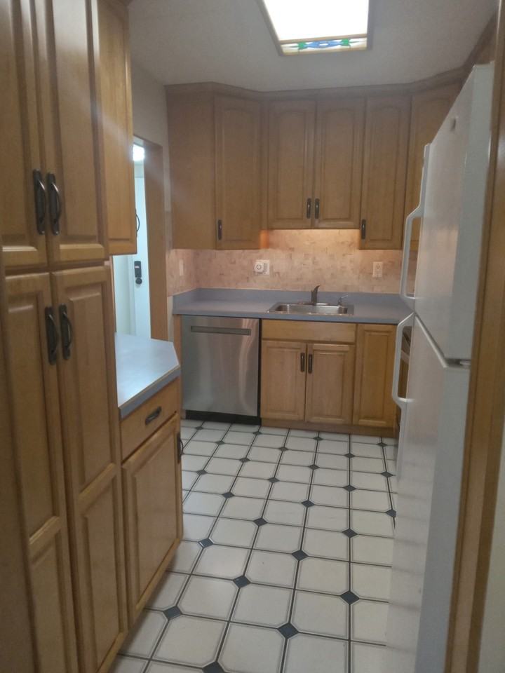 158 Woodstream Dr #158 - Photo 3 of 14