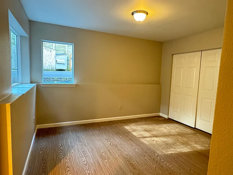 455 Newport Way Nw #NA - Photo 6 of 12