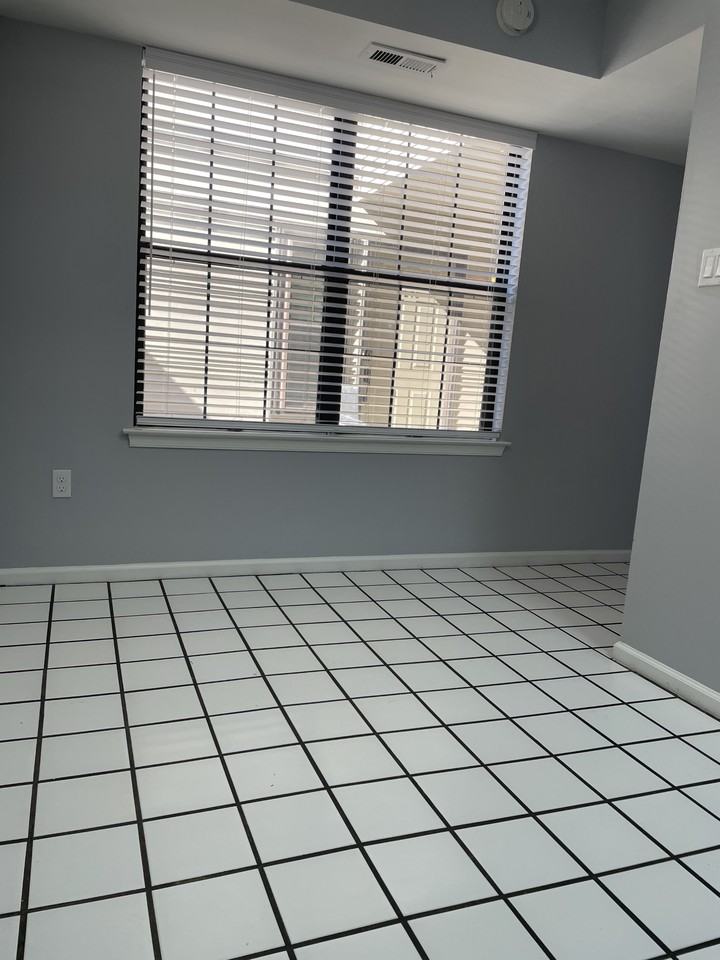 283 Sassafras Ct - Photo 2 of 18