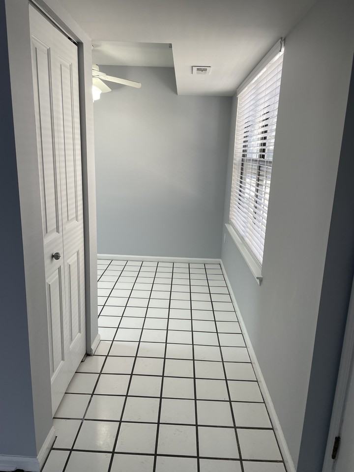 283 Sassafras Ct - Photo 3 of 18