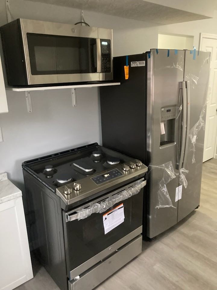 5821 Valley View Ave #NA - Photo 7 of 10