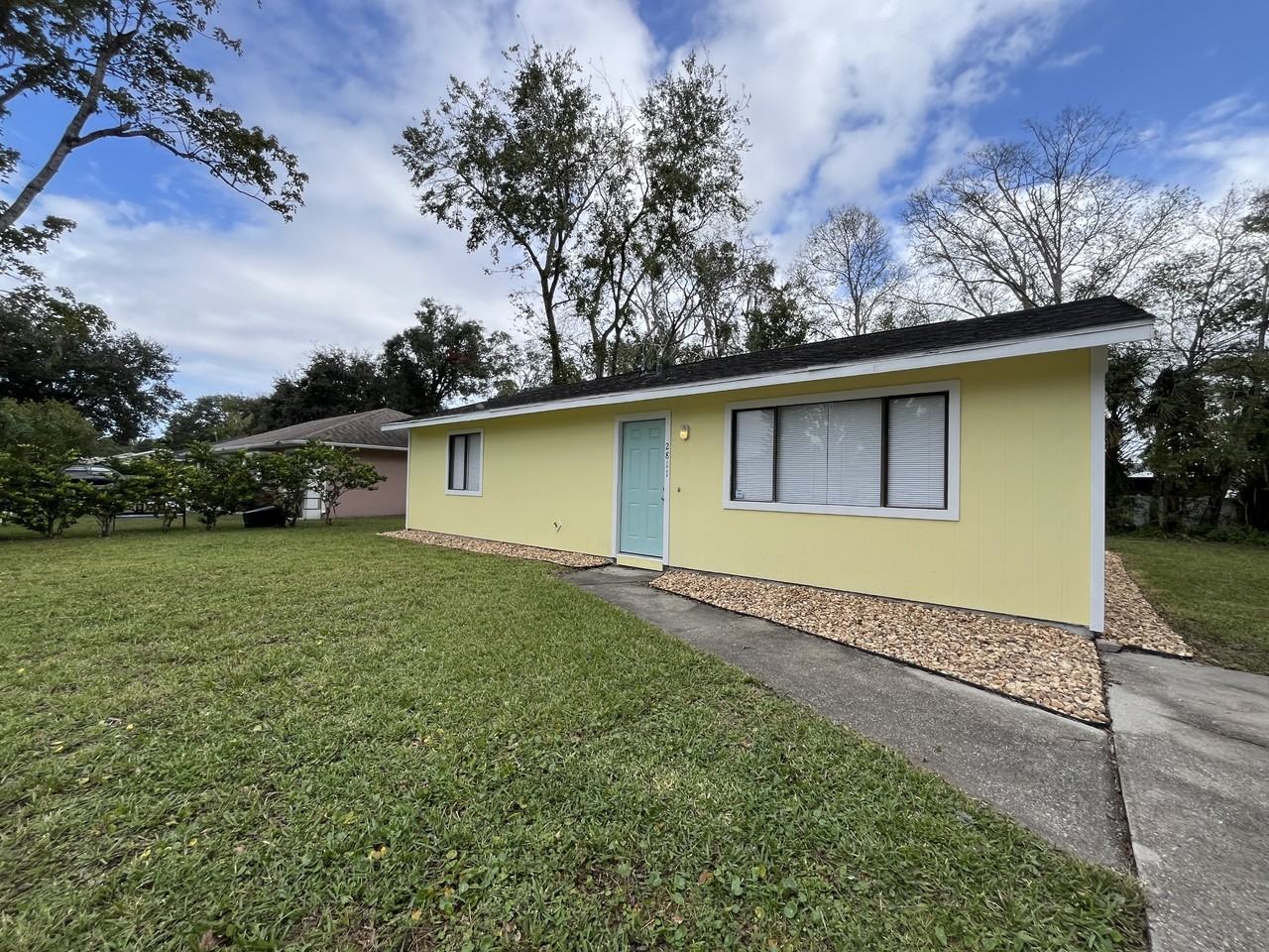 2811 Umbrella Tree Dr #NA - Photo 2 of 19