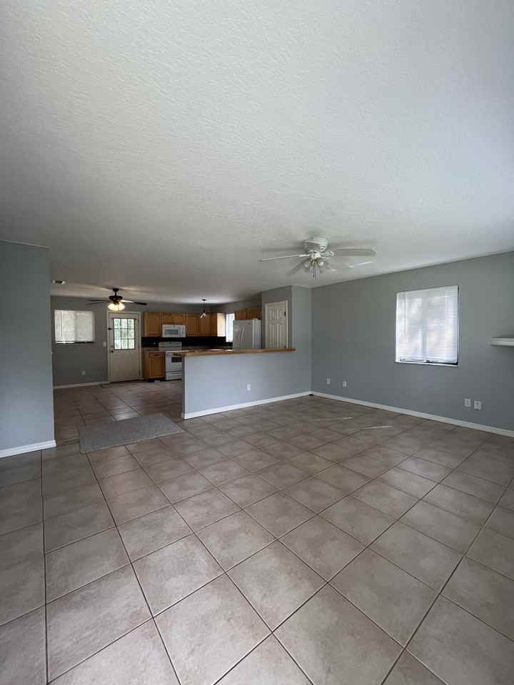 2811 Umbrella Tree Dr #NA - Photo 5 of 19