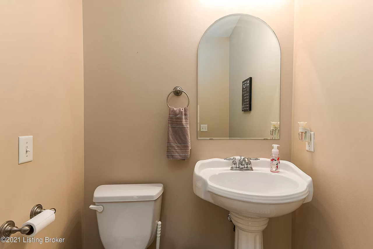 16701 Glen Lakes Dr #NA - Photo 5 of 25