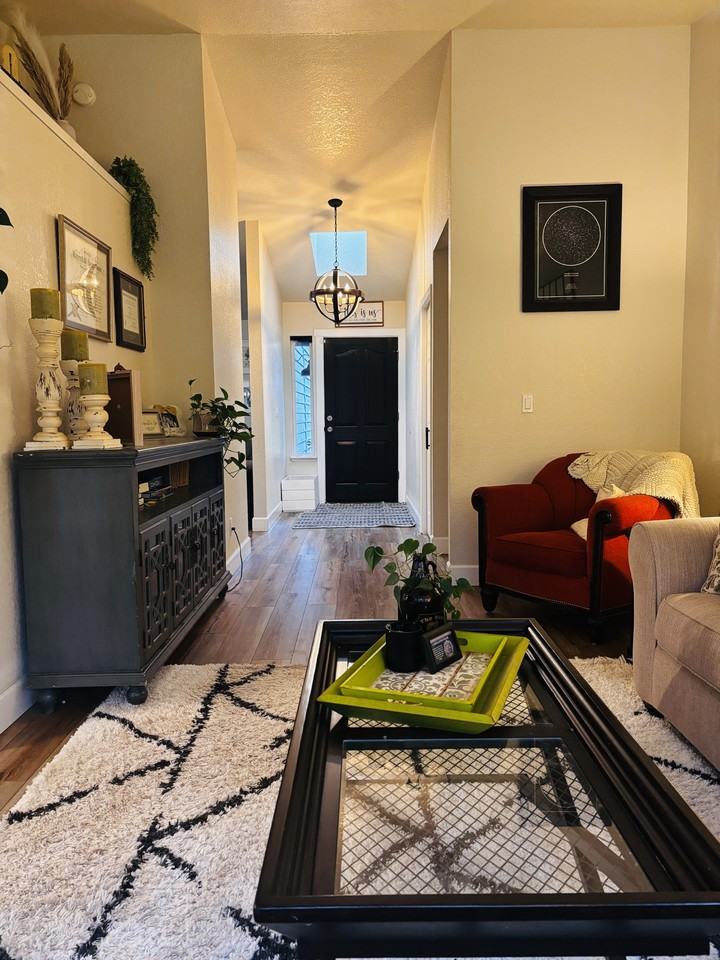 3117 28th Ave Se #NA - Photo 2 of 19