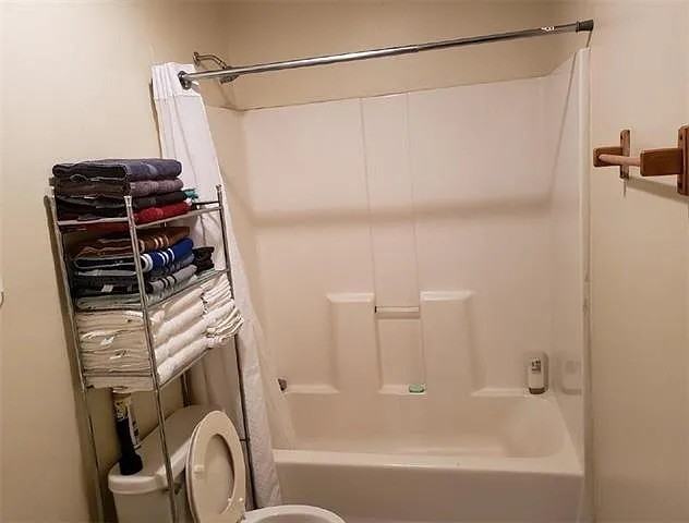 11539 Wendell Ln #F - Photo 2 of 3