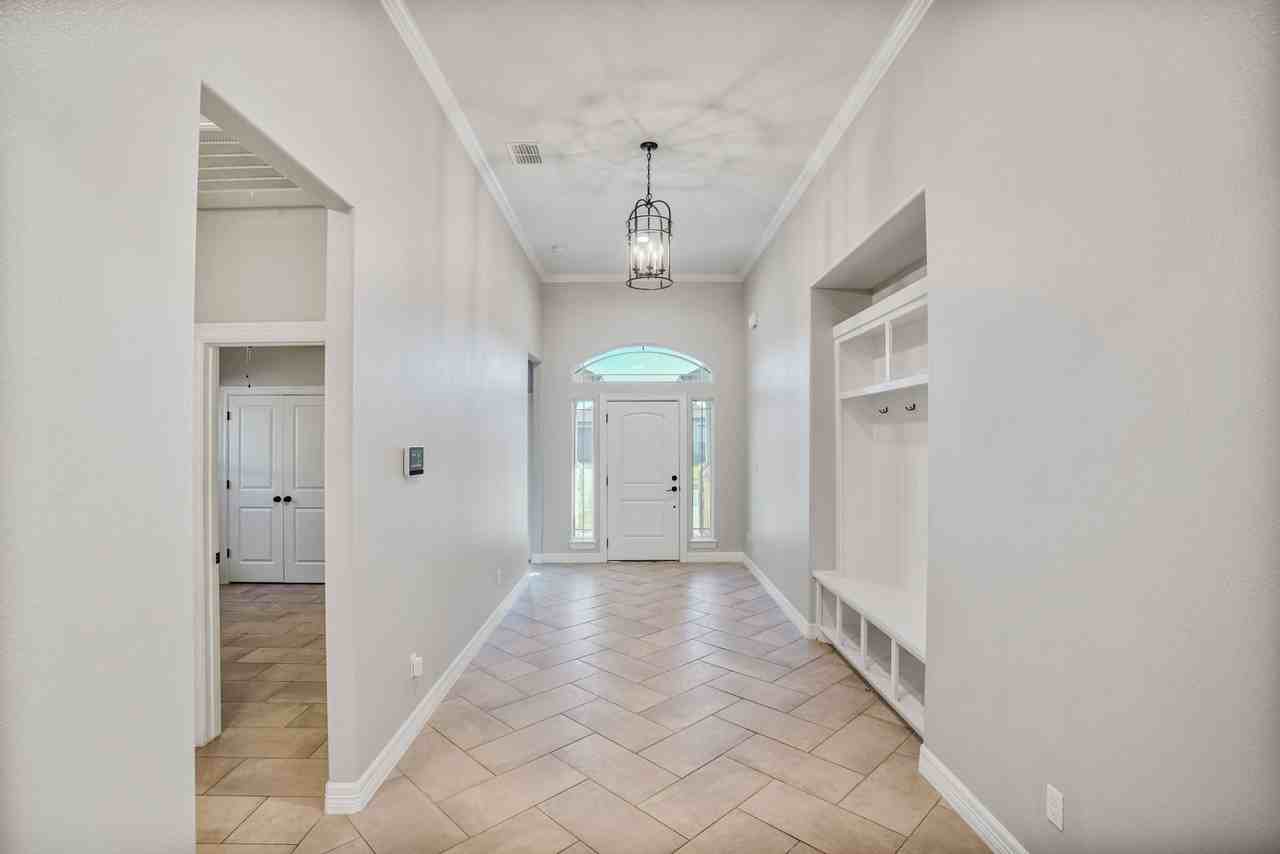 6706 Stuyvesant Ct #NA - Photo 4 of 23