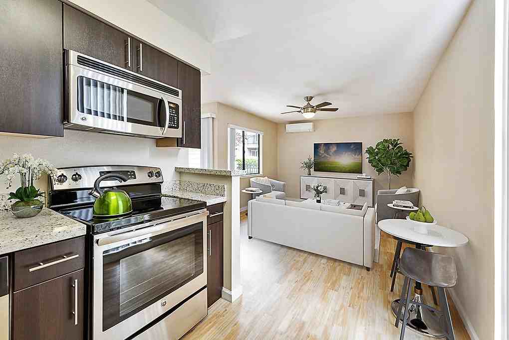 Brookside Oaks - Photo 6 of 50