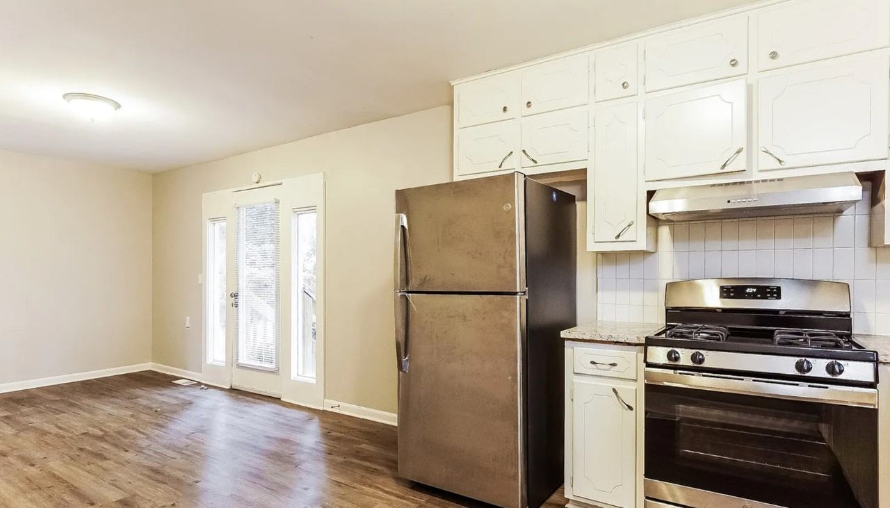 1032 Medina Dr #NA - Photo 4 of 14