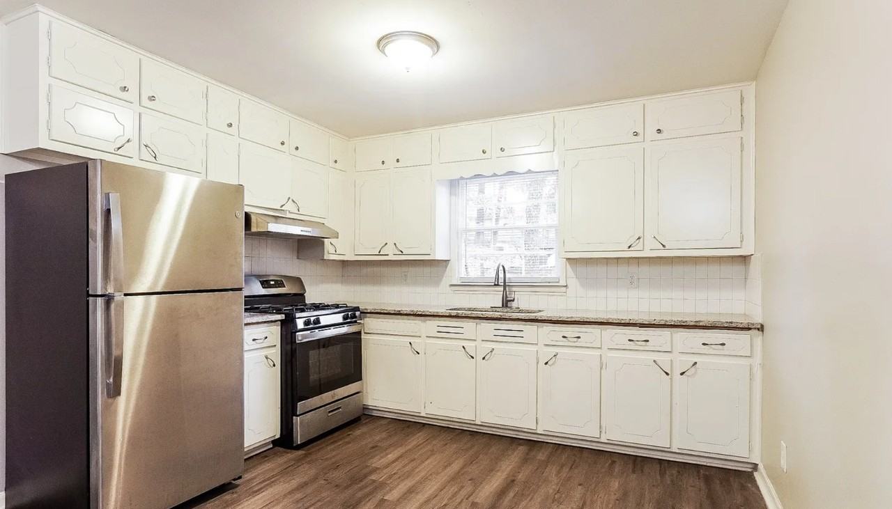 1032 Medina Dr #NA - Photo 5 of 14