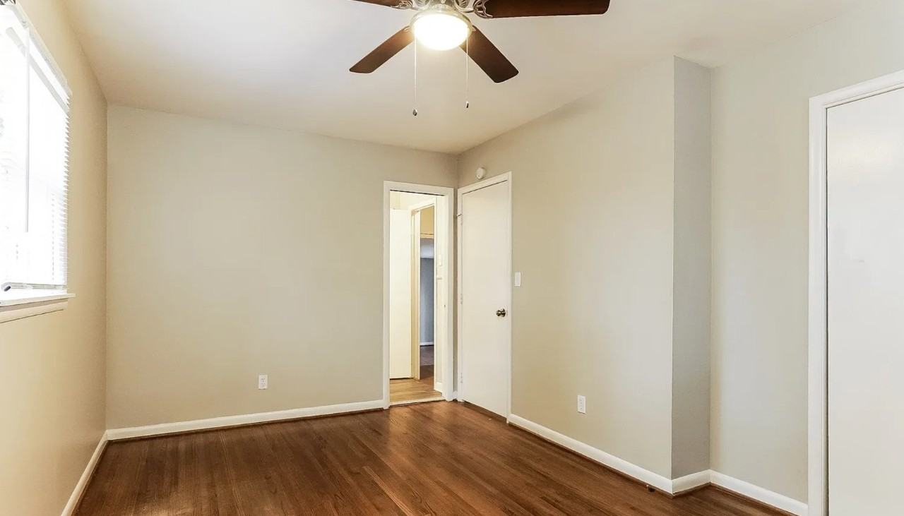 1032 Medina Dr #NA - Photo 6 of 14