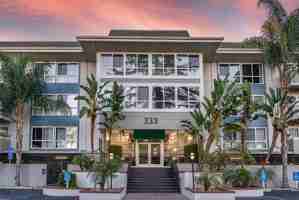 featured image of 333 Escuela Ave