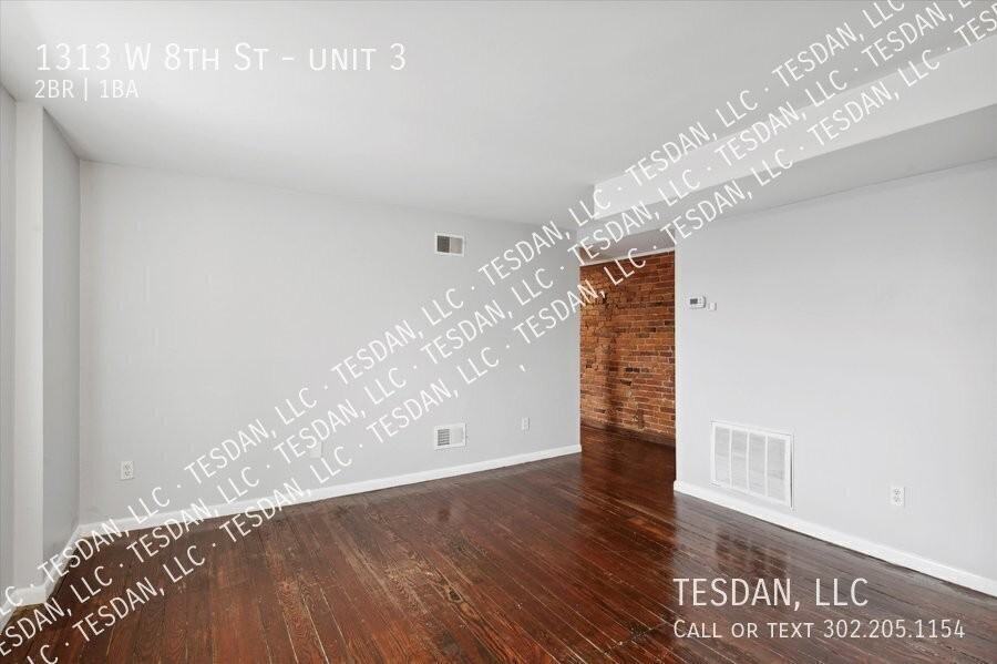 1313 W 8th St #3 - Photo 7 of 15