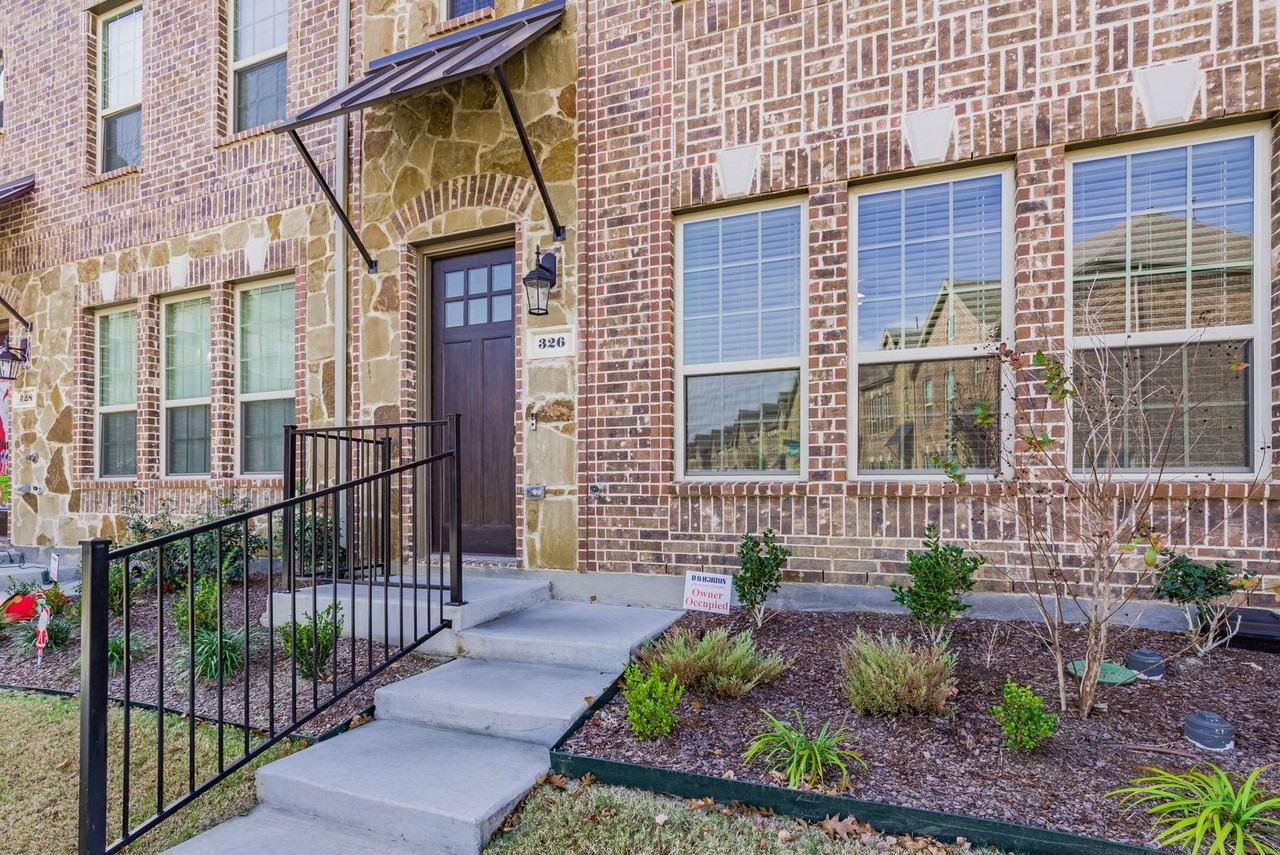 326 Shasta Dr - Photo 4 of 36