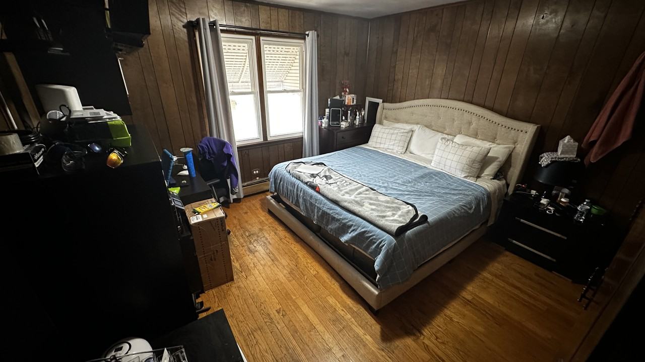 1603 N 22nd Ave #2 - Photo 7 of 8