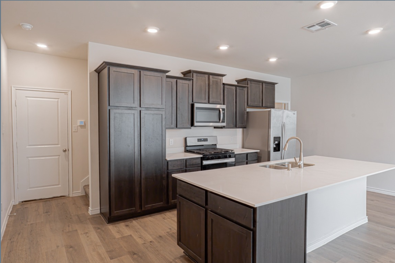 2020 Saddleway - Photo 6 of 20