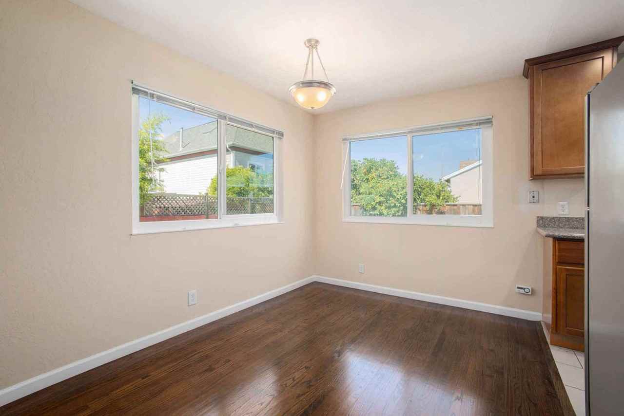 1709 Pacific Ave #B - Photo 7 of 14