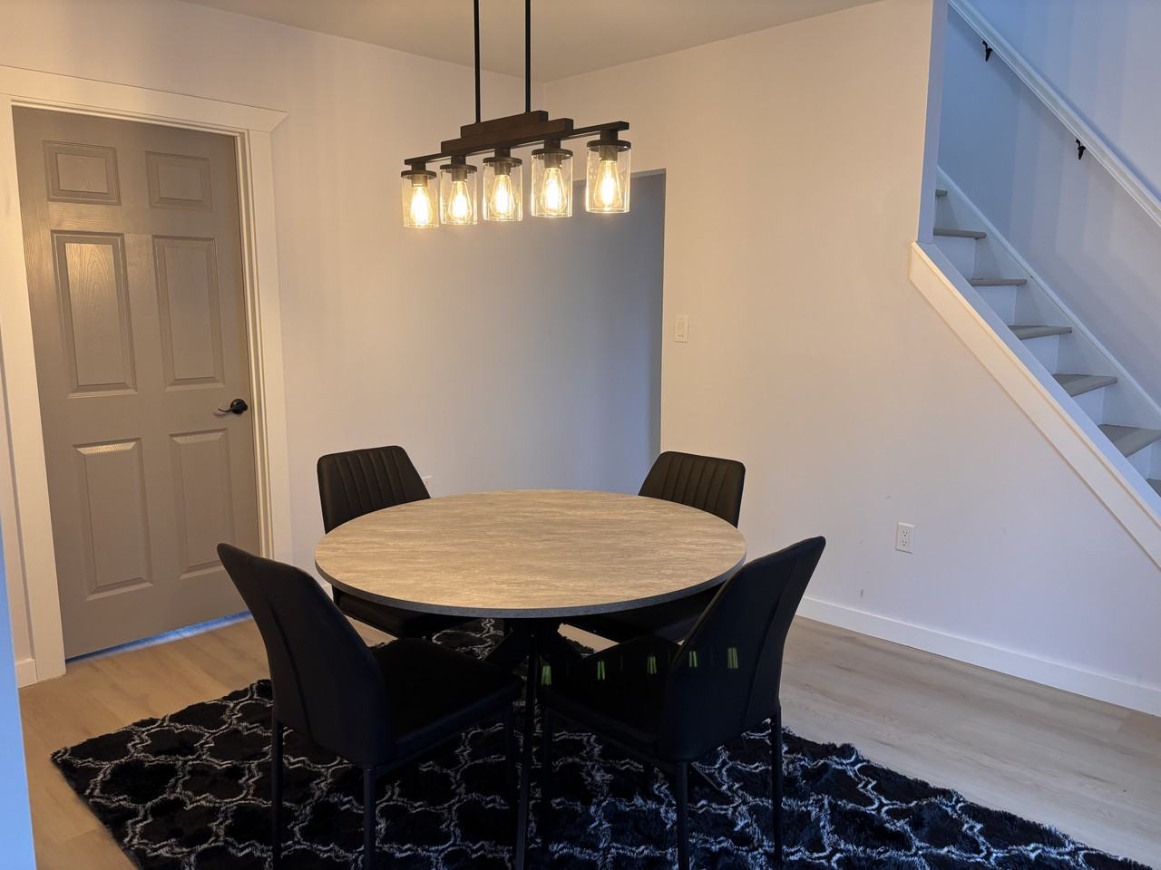 114 Summit Ave - Photo 2 of 7