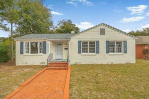 featured image of 830 W Moreno St