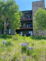 featured image of 35 Arapahoe Cir #B2