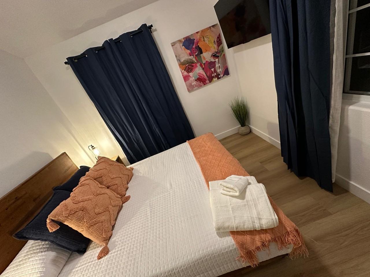 4040 Boundary St - Photo 7 of 13