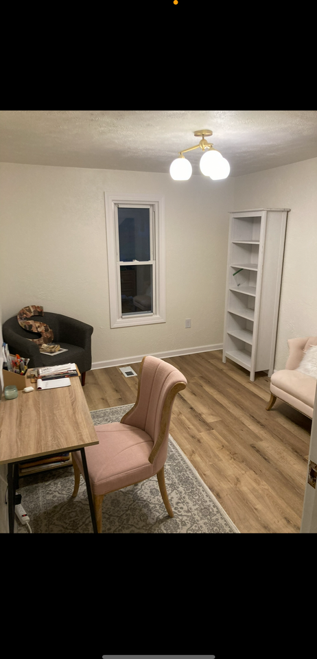 1016 E Highland Pl - Photo 4 of 12