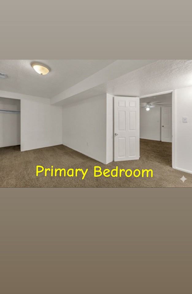 2321 W Harvest Ln - Photo 3 of 14