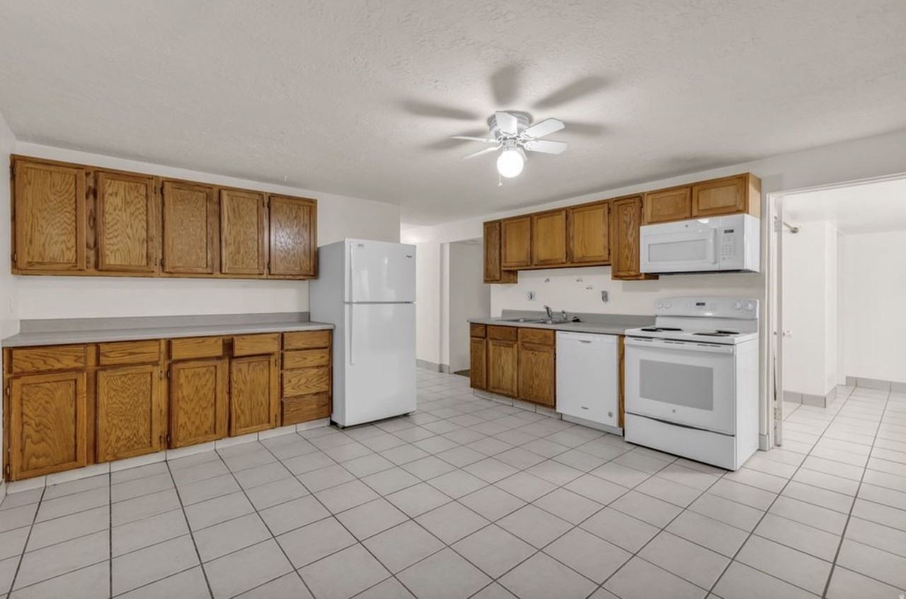 2321 W Harvest Ln - Photo 6 of 14