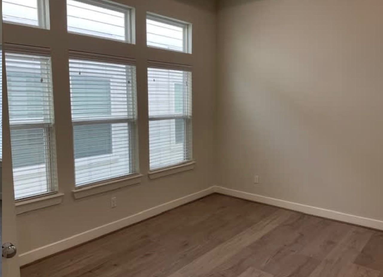 7740 W Norwood St - Photo 4 of 7