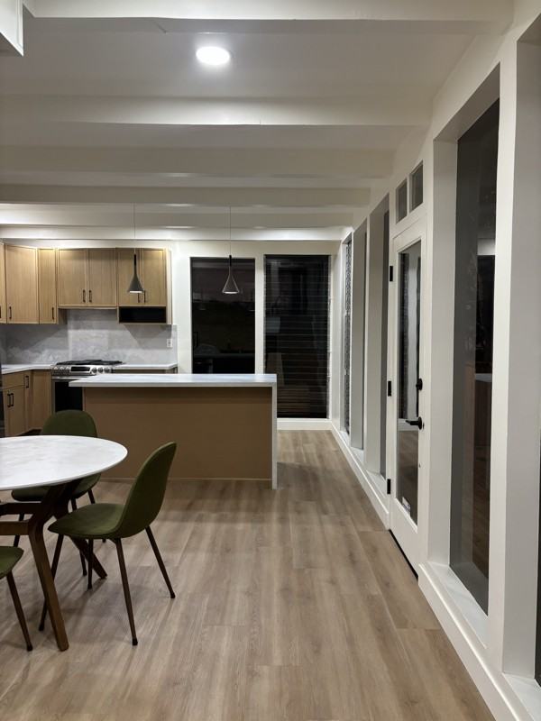 1410 Federal Ave - Photo 3 of 10