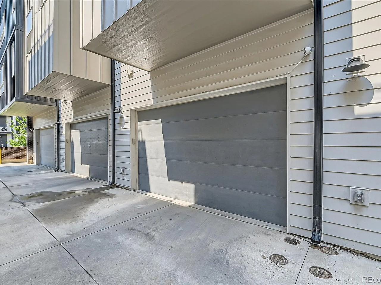 1284 Stuart St - Photo 7 of 12