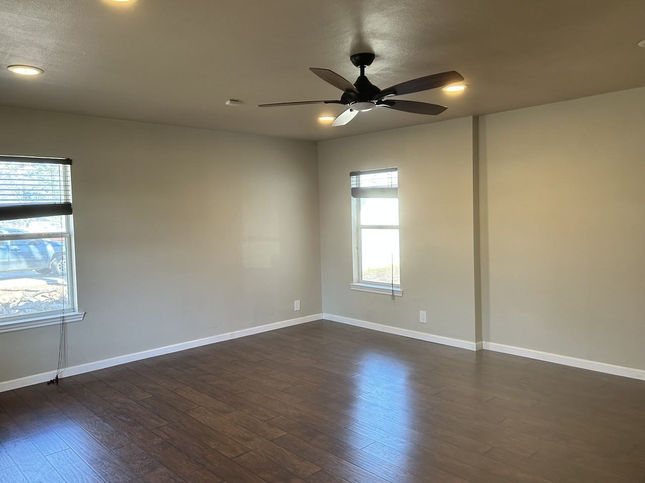 816 Lafayette St - Photo 6 of 17