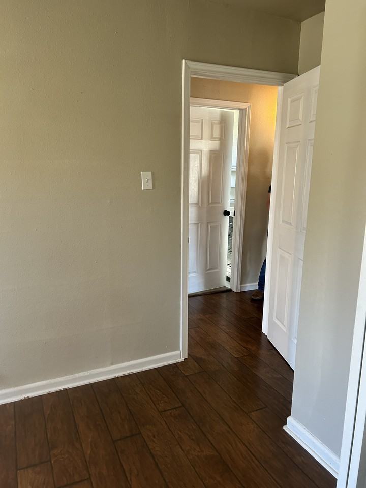 816 Lafayette St - Photo 7 of 17