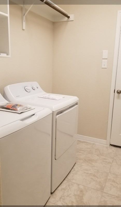 4413 Shady Hill Ln - Photo 4 of 8