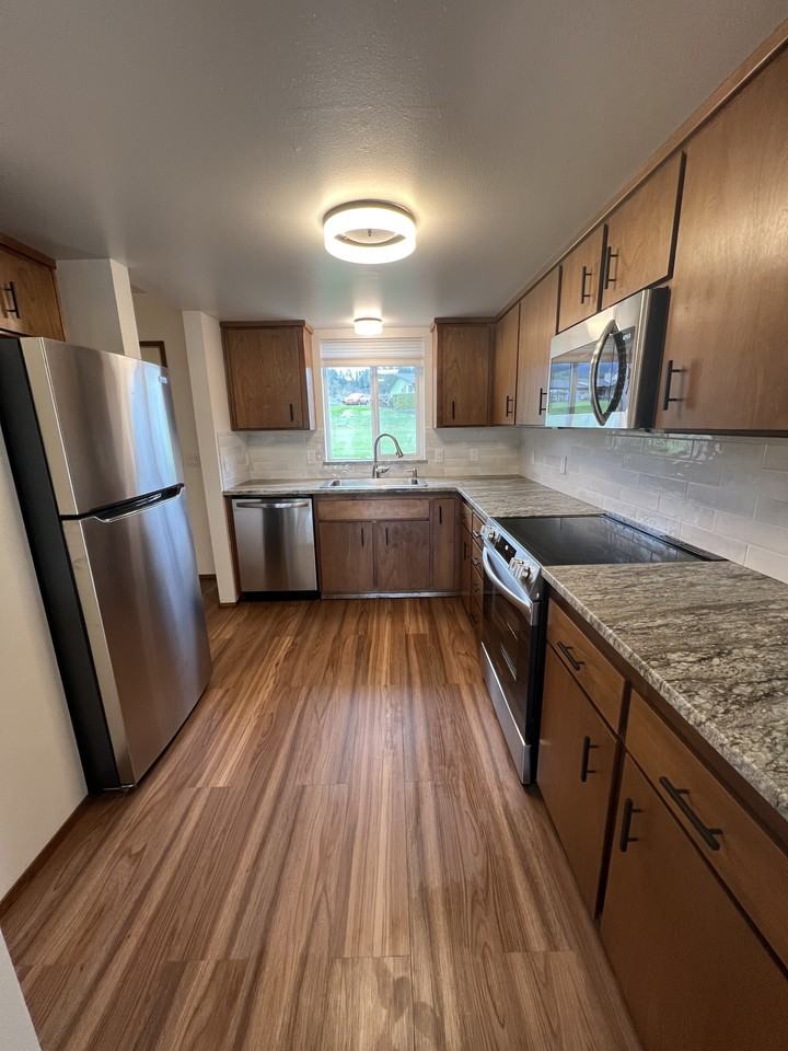 1045 S 3rd Ave #32 - Photo 4 of 20