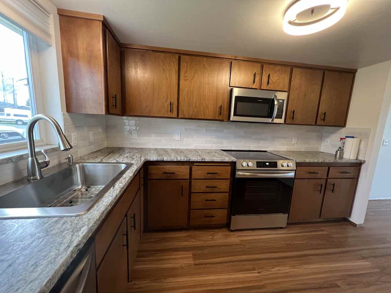 1045 S 3rd Ave #32 - Photo 5 of 20